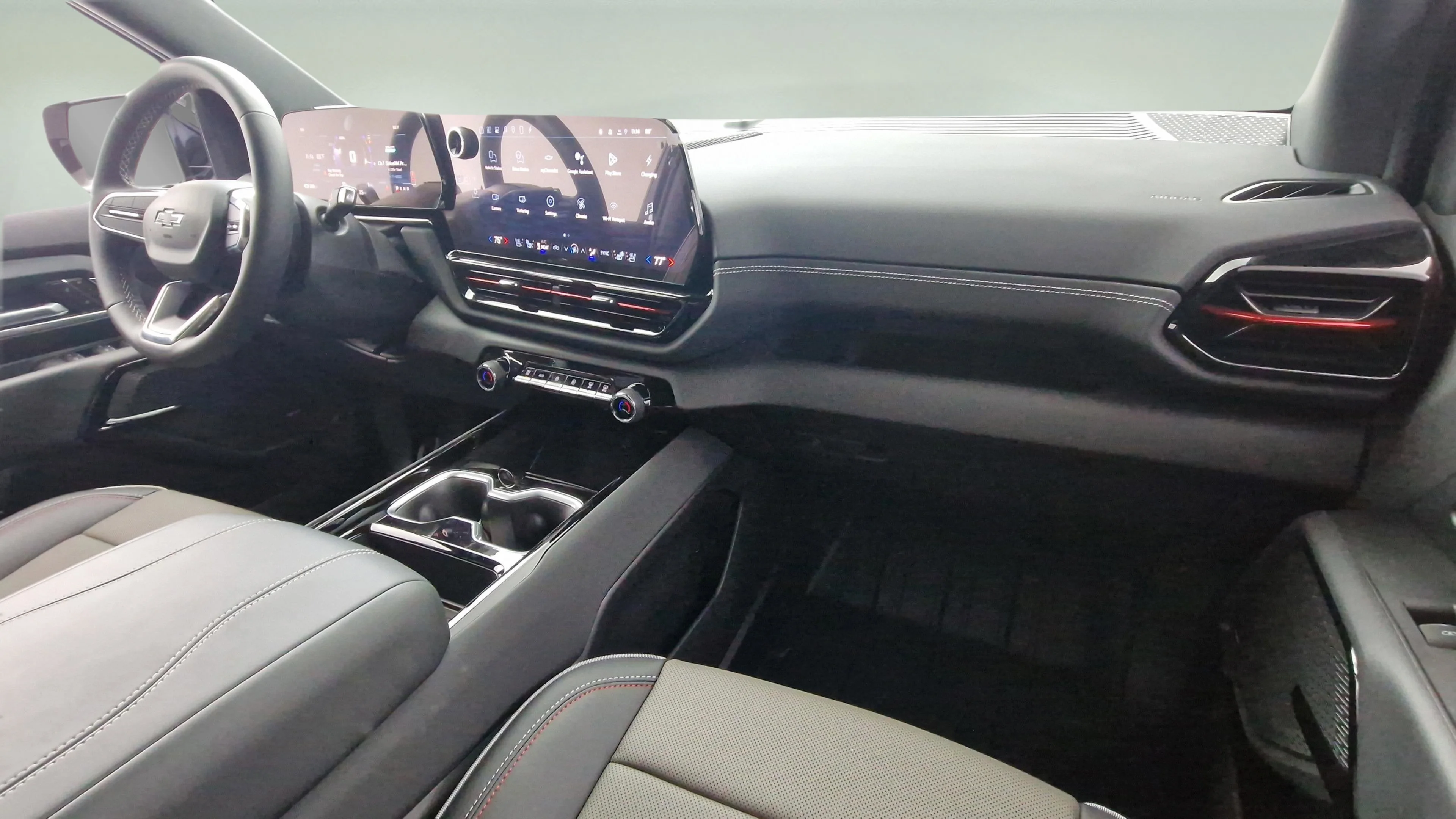 New 2026 Magnus Gray Matte Metallic Chevrolet Trail Boss - Extended Range image 13