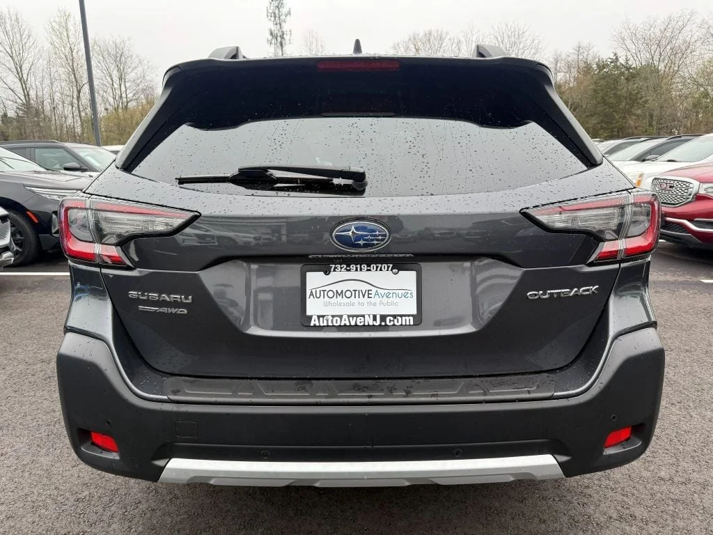 Used 2024 Magnetite Gray Metallic Subaru Limited AWD w/ Power Moonroof, Heated Steering Wheel & Nav Pkg image 5