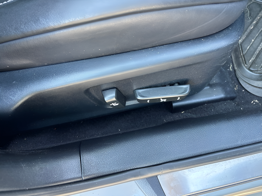 Used 2015 Silver Lexus 250 image 38