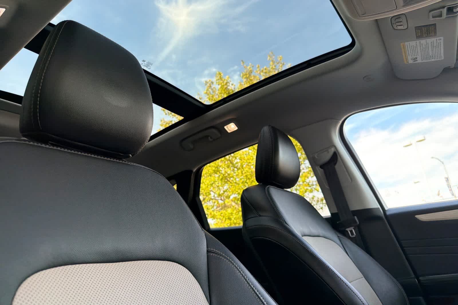 Used 2021 Antimatter Blue Metallic Ford Titanium image 18