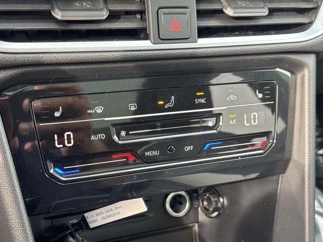 New 2026 Black Volkswagen 1.5T SE image 27