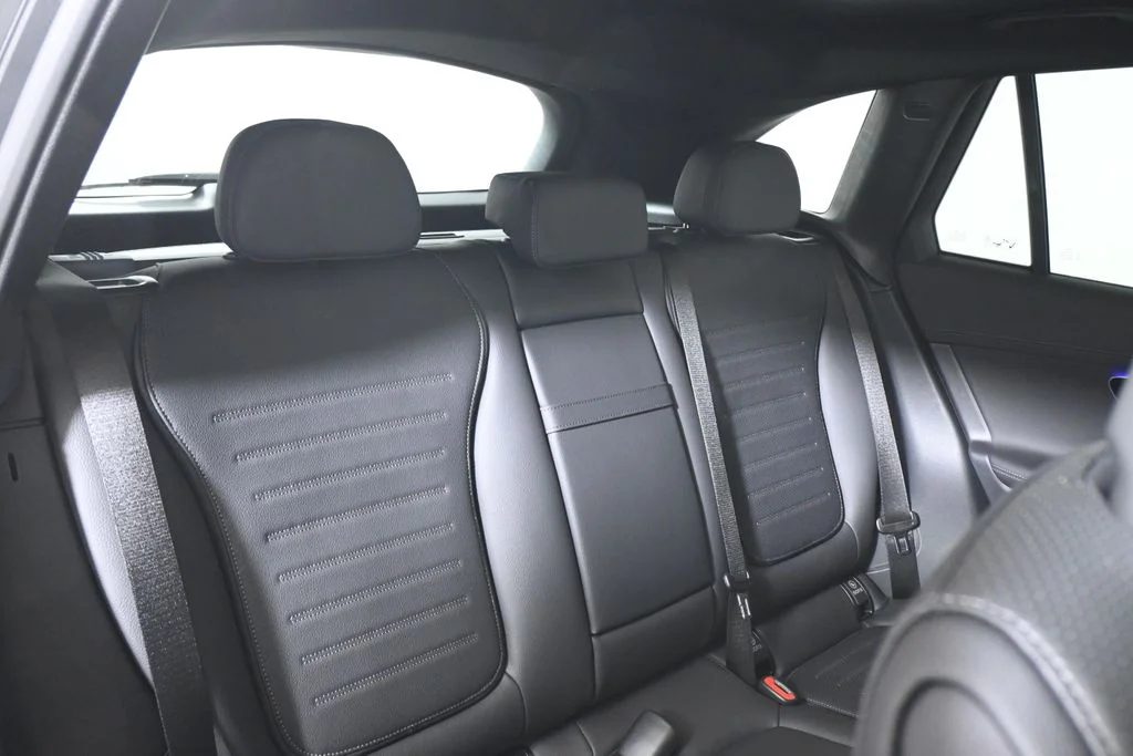 Used 2026 Gray Mercedes-Benz GLC 300 image 33