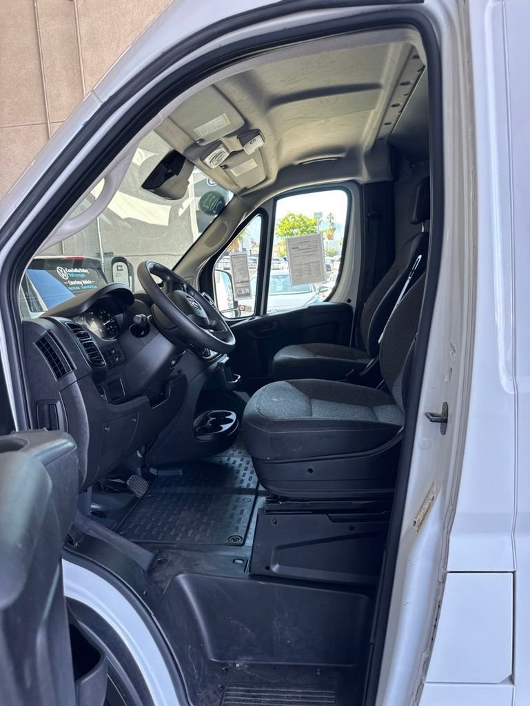 Used 2023 White Ram Base image 8