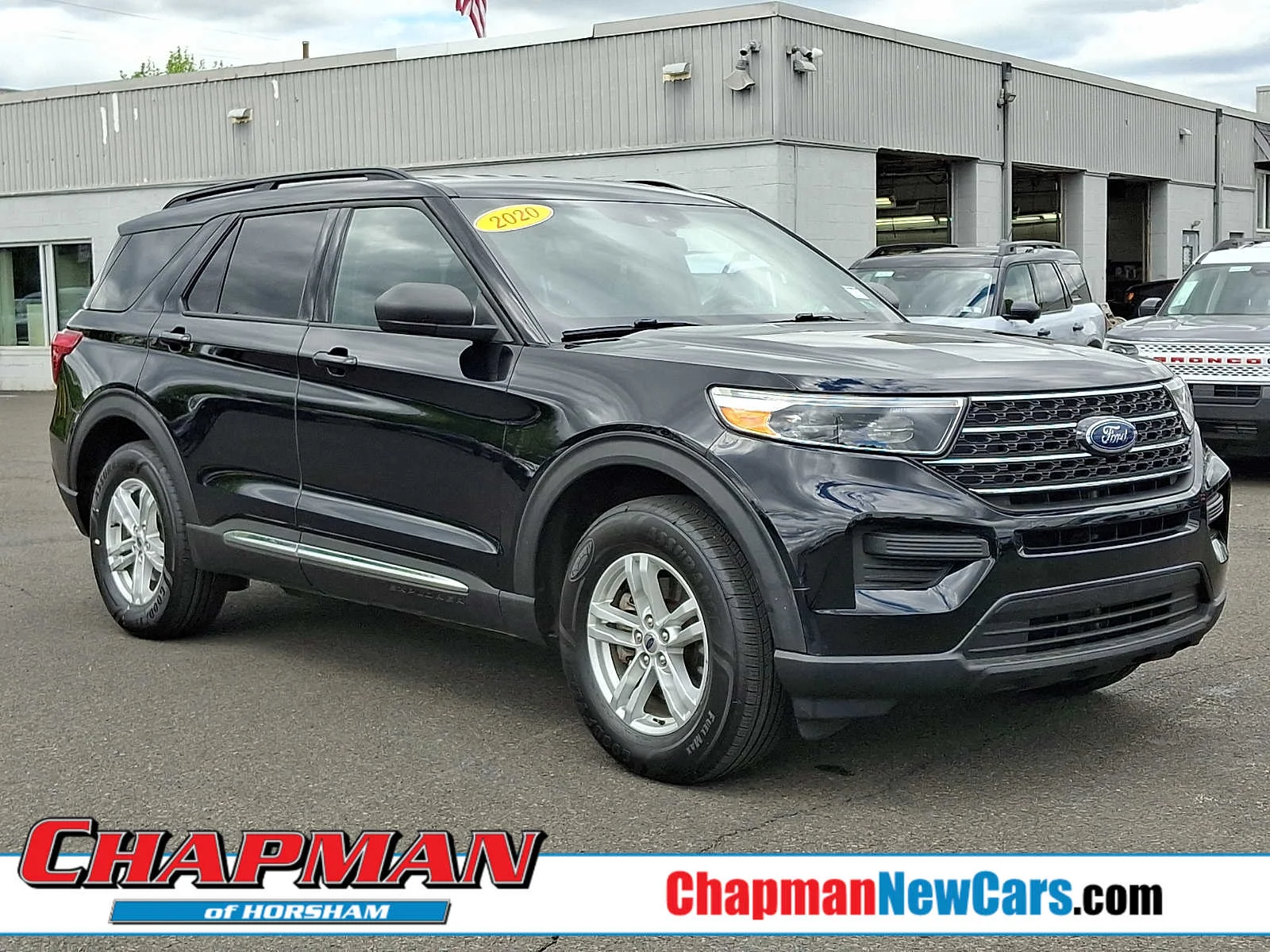 2020 Ford Explorer XLT 4WD's photo