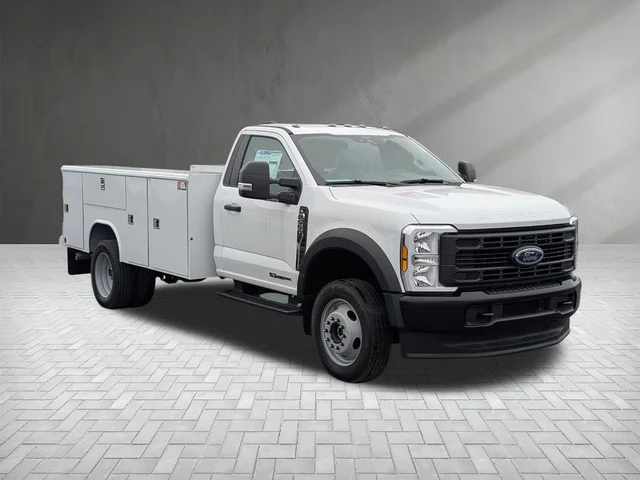 2025 Ford F-550SD F-550® XL