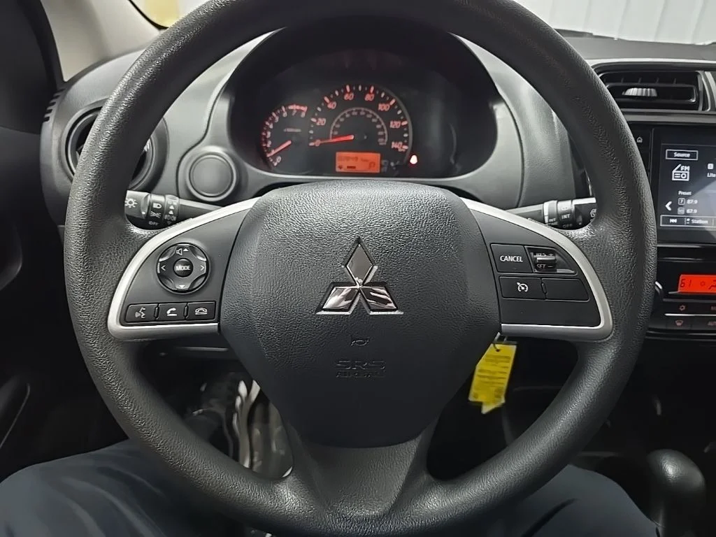 Used 2024 Red Mitsubishi ES image 21