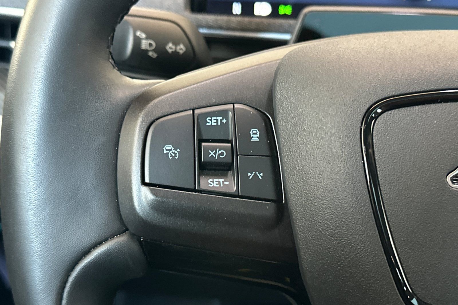 Used 2023 Blue Ford Premium image 25