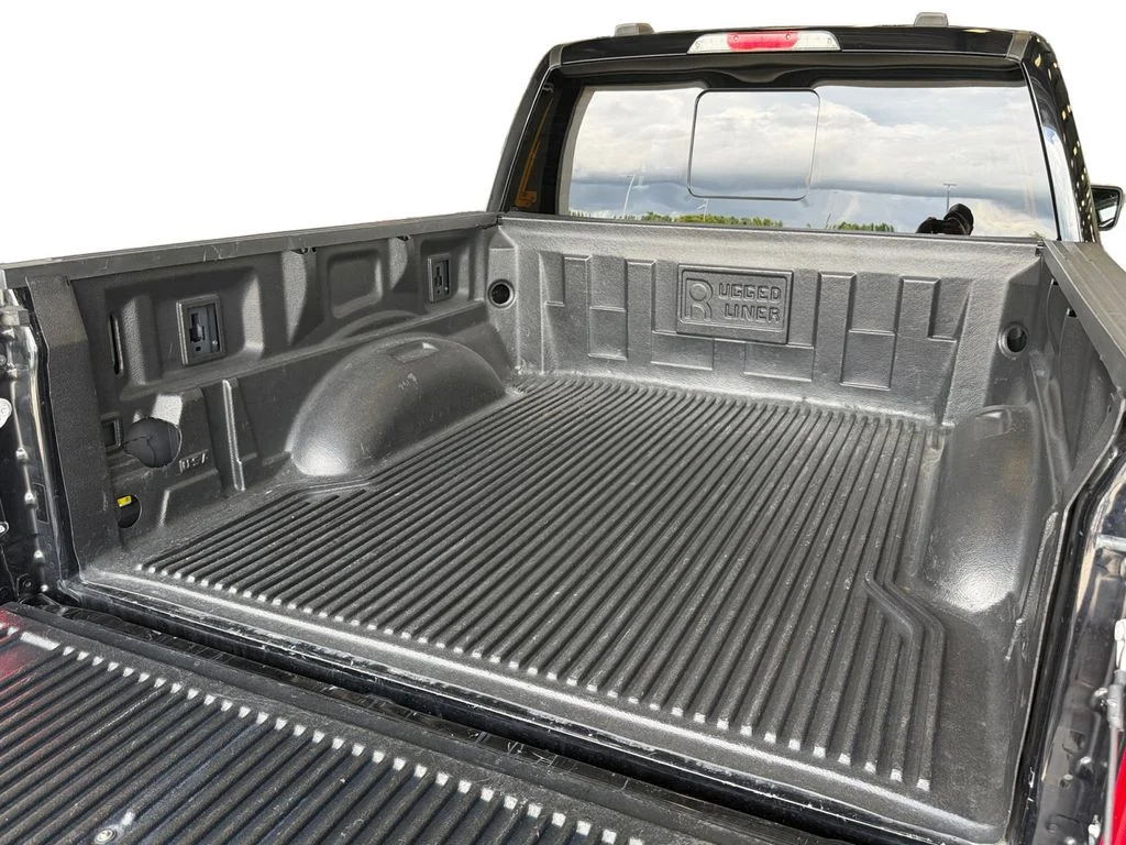Used 2021 Black Ford Platinum image 28