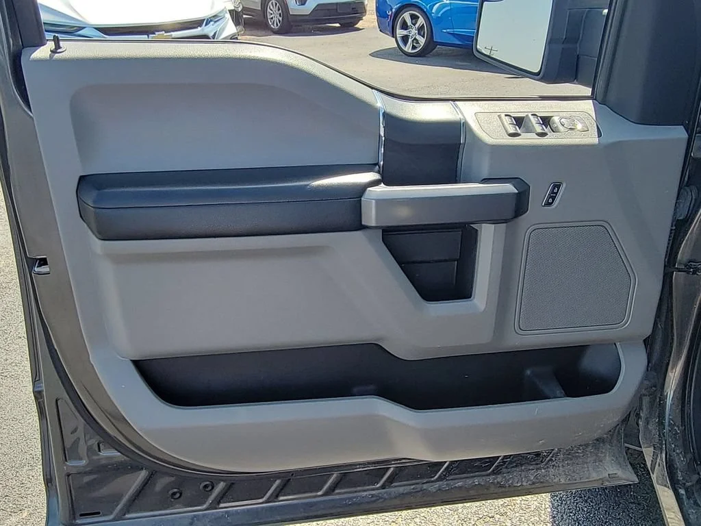 Used 2020 Gray Ford XLT image 21