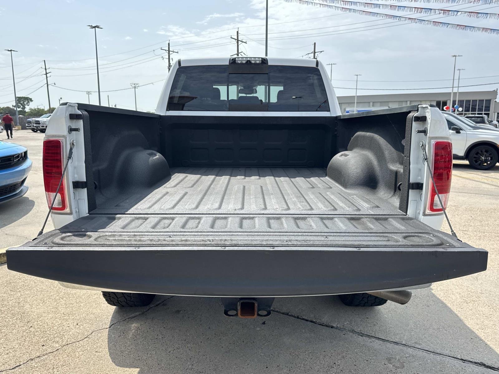 Used 2018 Bright White Clearcoat Ram Laramie image 8