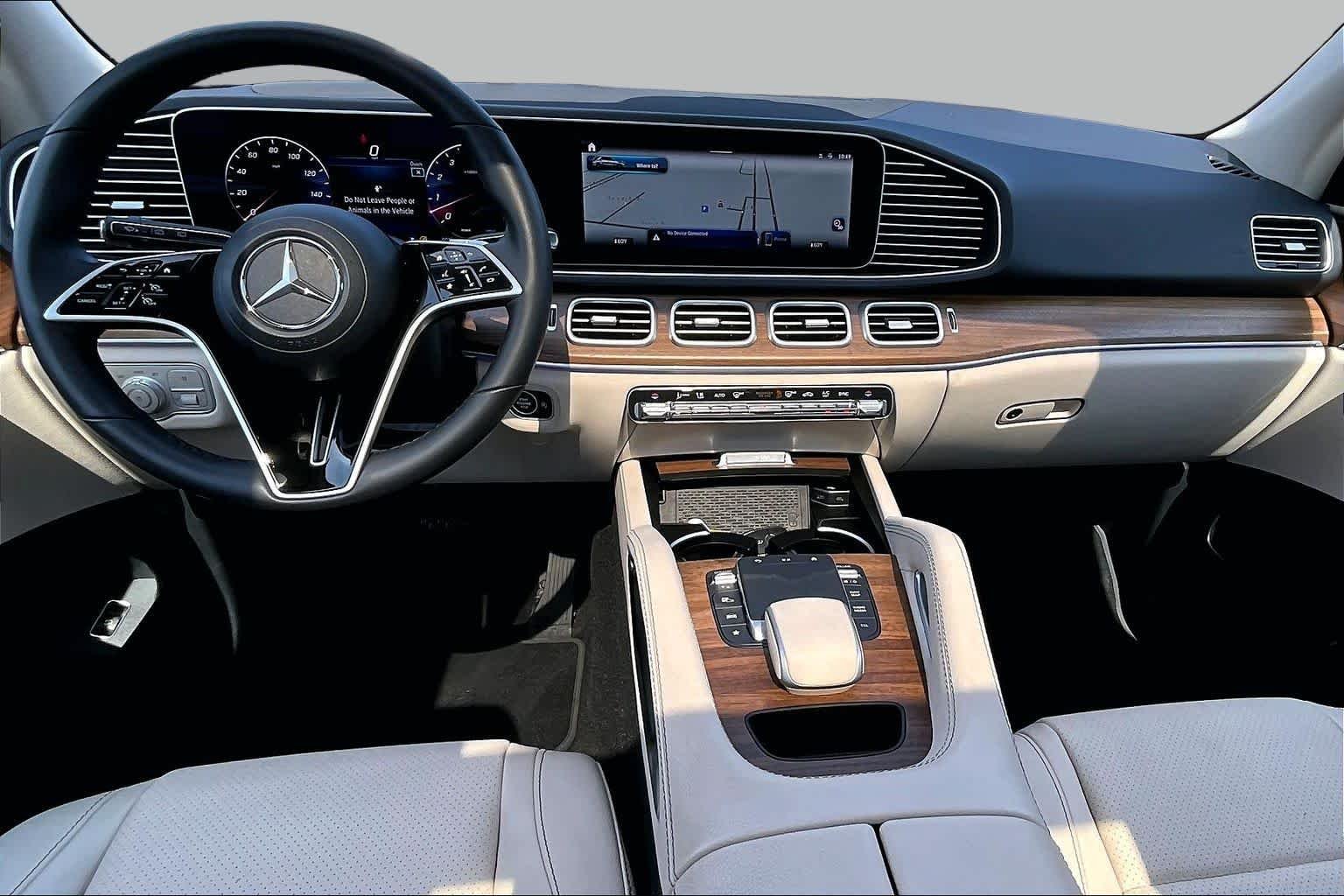 Used 2024 Polar White Mercedes-Benz GLE 450 image 16