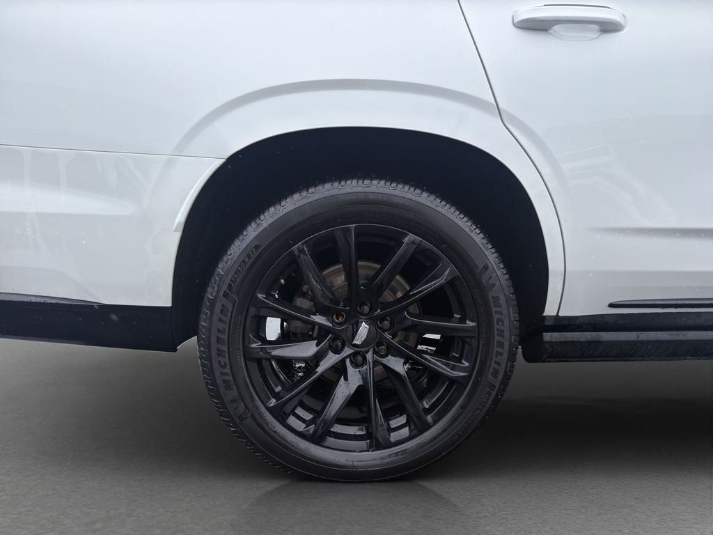 Used 2022 White Cadillac Sport Platinum image 23