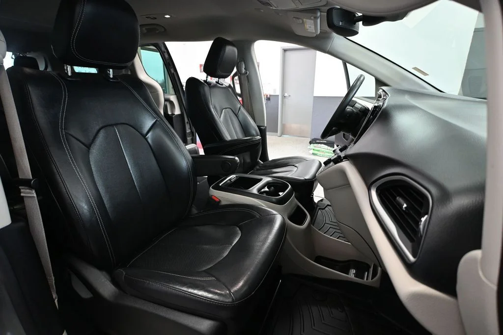 2022 Chrysler Pacifica Touring L - Photo 49