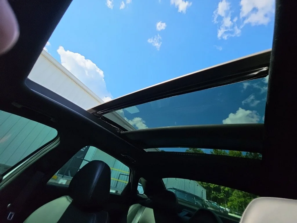 Used 2022 White Kia GT-Line image 26