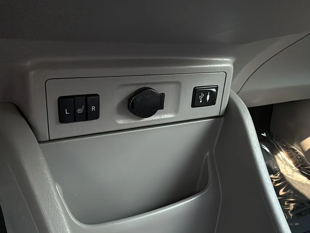 Used 2015 Magnetic Gray Metallic Toyota Four image 32