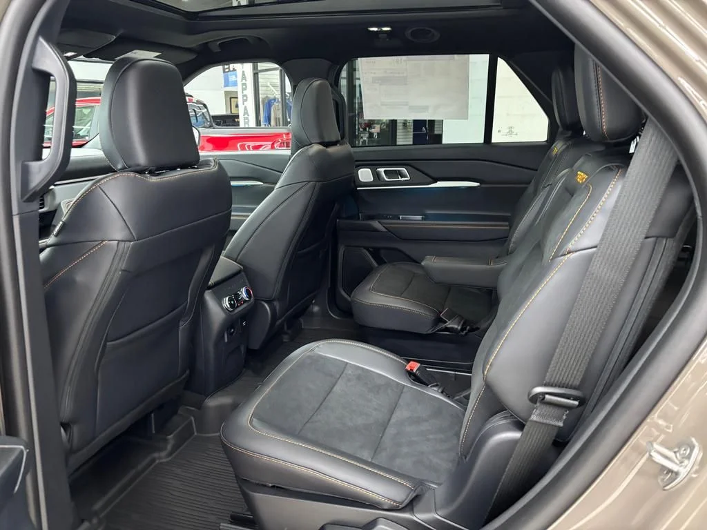 New 2026 Marsh Gray Ford Tremor® image 11