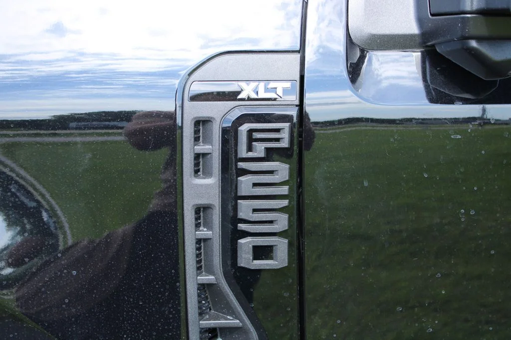 New 2026 Agate Black Metallic Ford F-250® XLT image 6