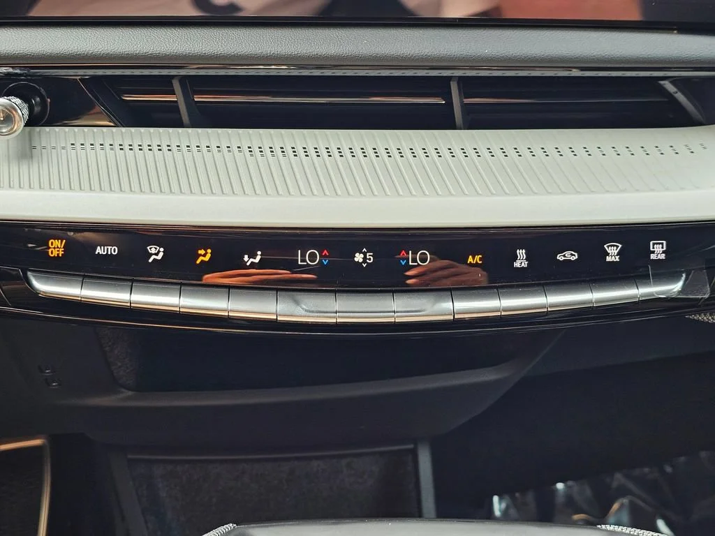 New 2026 Black Raven Cadillac Premium Luxury image 31