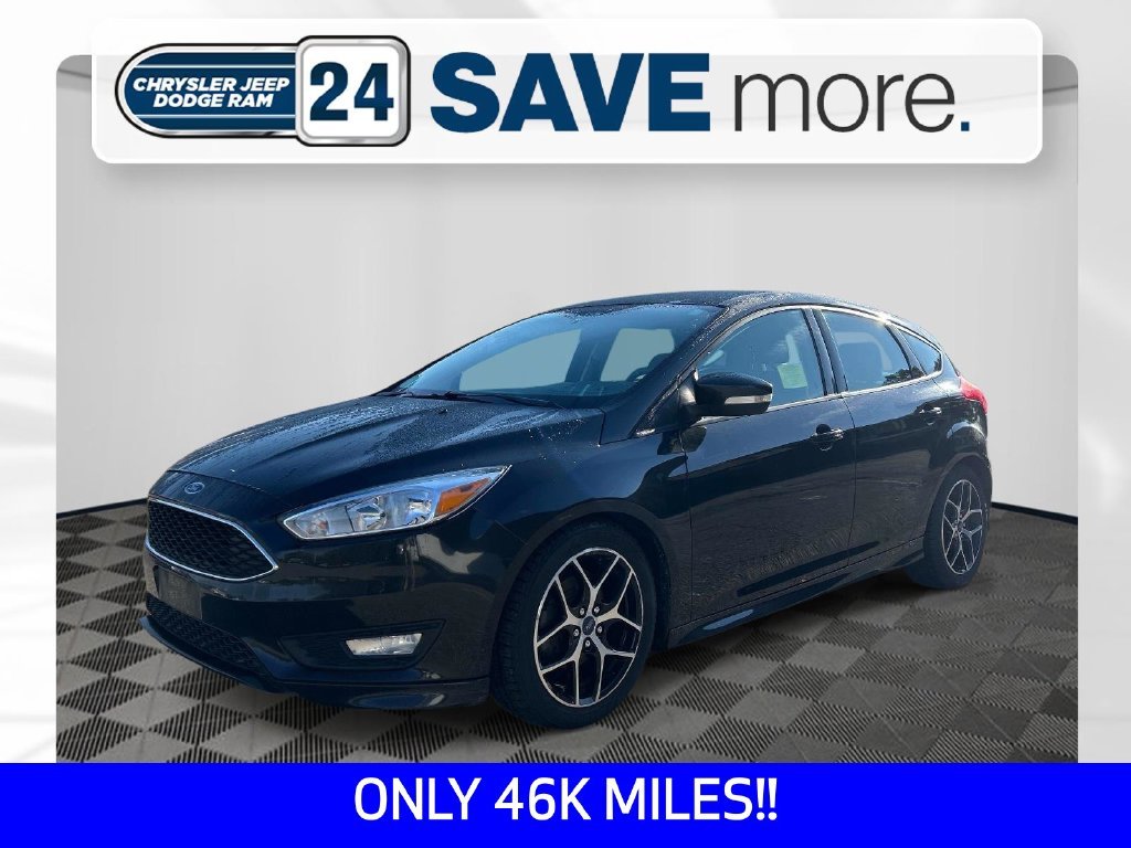 Used 2015 Black Ford SE image 1