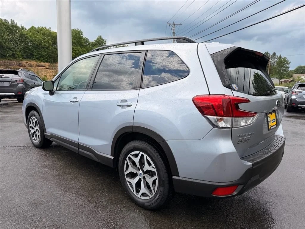 Used 2021 Silver Subaru Premium image 5
