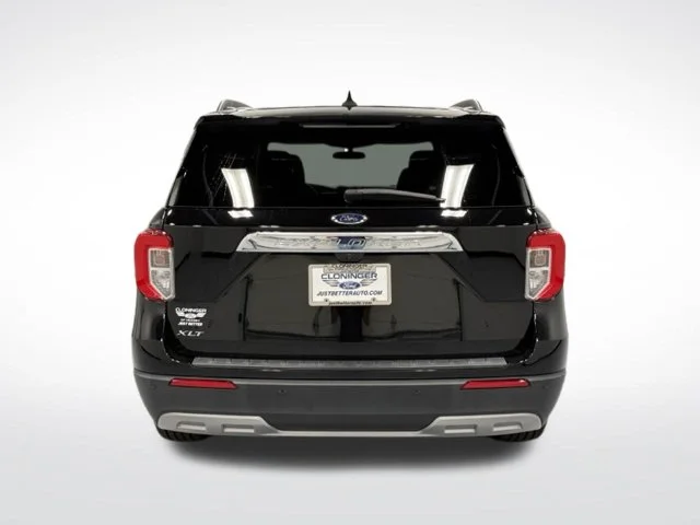 Used 2023 Black Ford XLT image 7