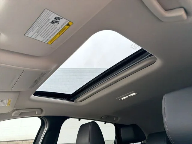 2025 Mazda CX-90 Preferred Package - Photo 28