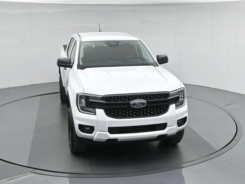 New 2026 Oxford White Ford XL image 38
