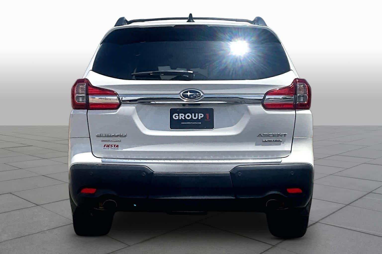 Used 2020 Crystal White Pearl Subaru Limited image 5