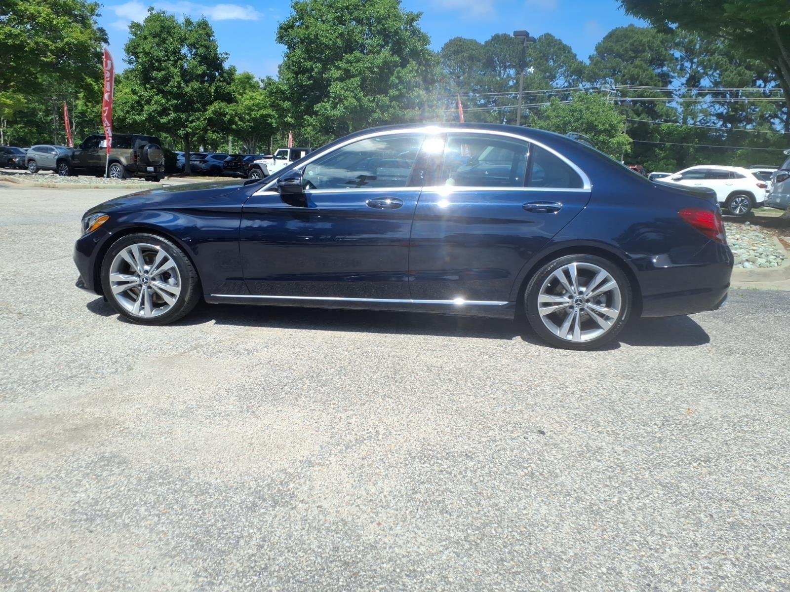 Used 2018 Lunar Blue Metallic Mercedes-Benz C 300 image 10
