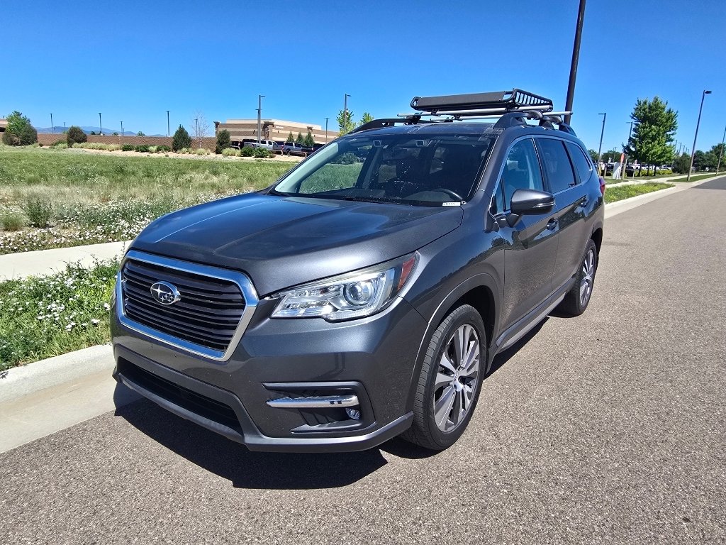 Used 2021 Magnetite Gray Metallic Subaru Limited image 1