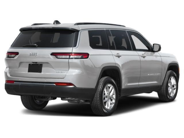 New 2026 Silver Zynith Jeep Laredo image 11