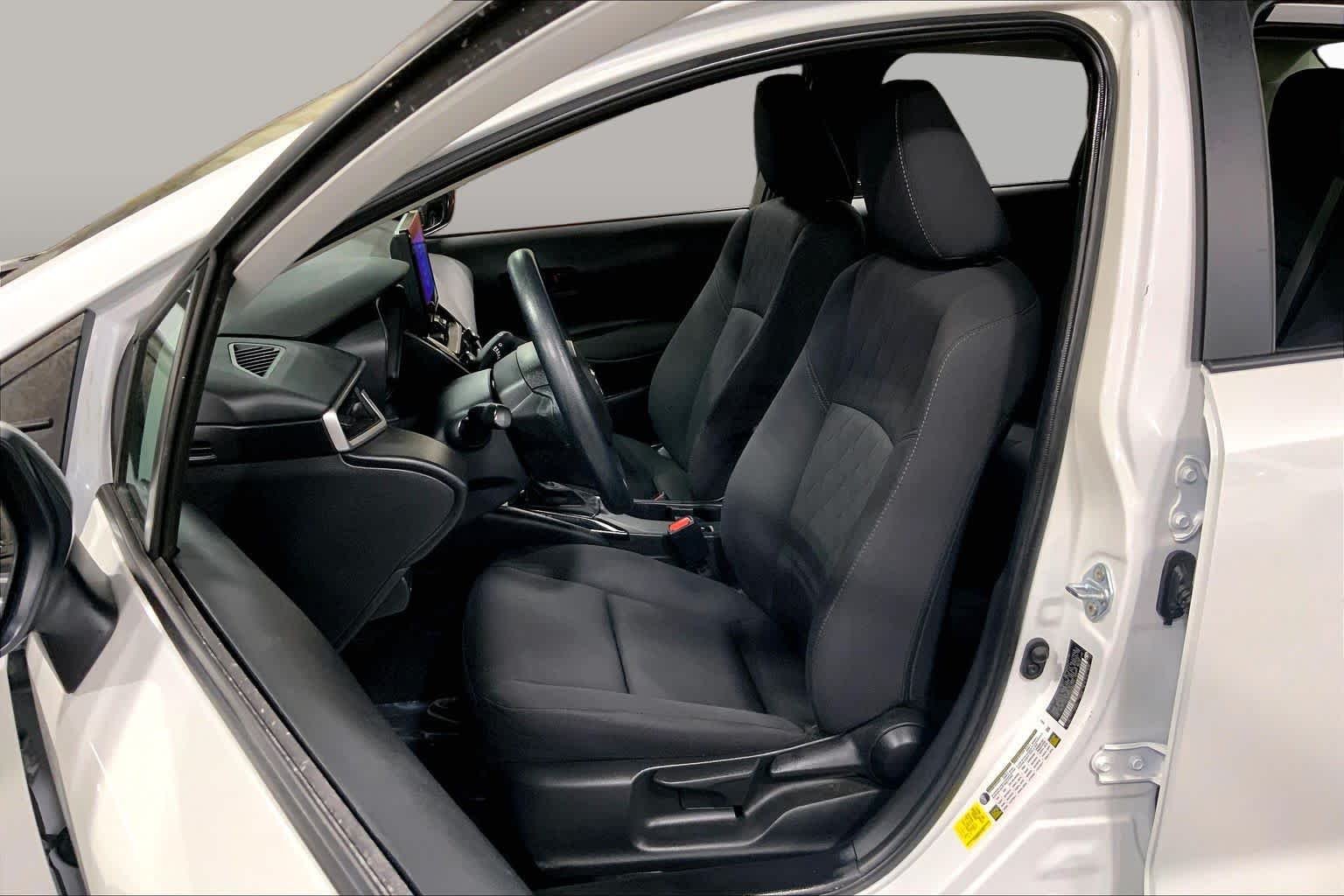 Used 2024 Wind Chill Pearl Toyota LE image 7