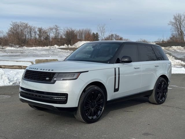 2026 Land Rover Range Rover SE