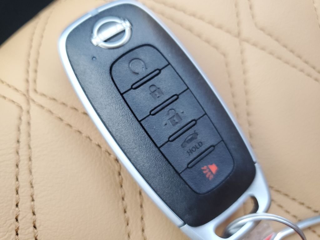 Used 2025 White Nissan SV image 23