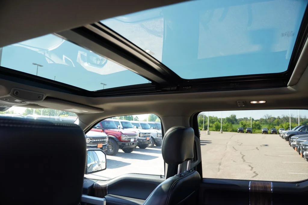 Used 2018 Black Ford Lariat image 19
