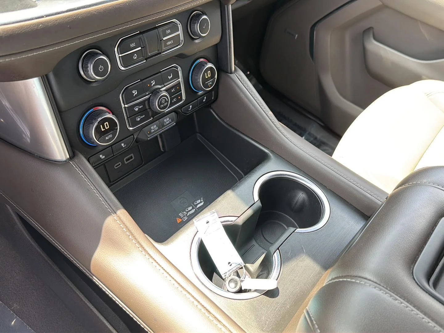 Used 2024 Silver Sage Metallic Chevrolet LT image 30