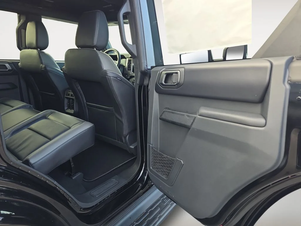 New 2025 SHADOW BLACK Ford Outer Banks image 11