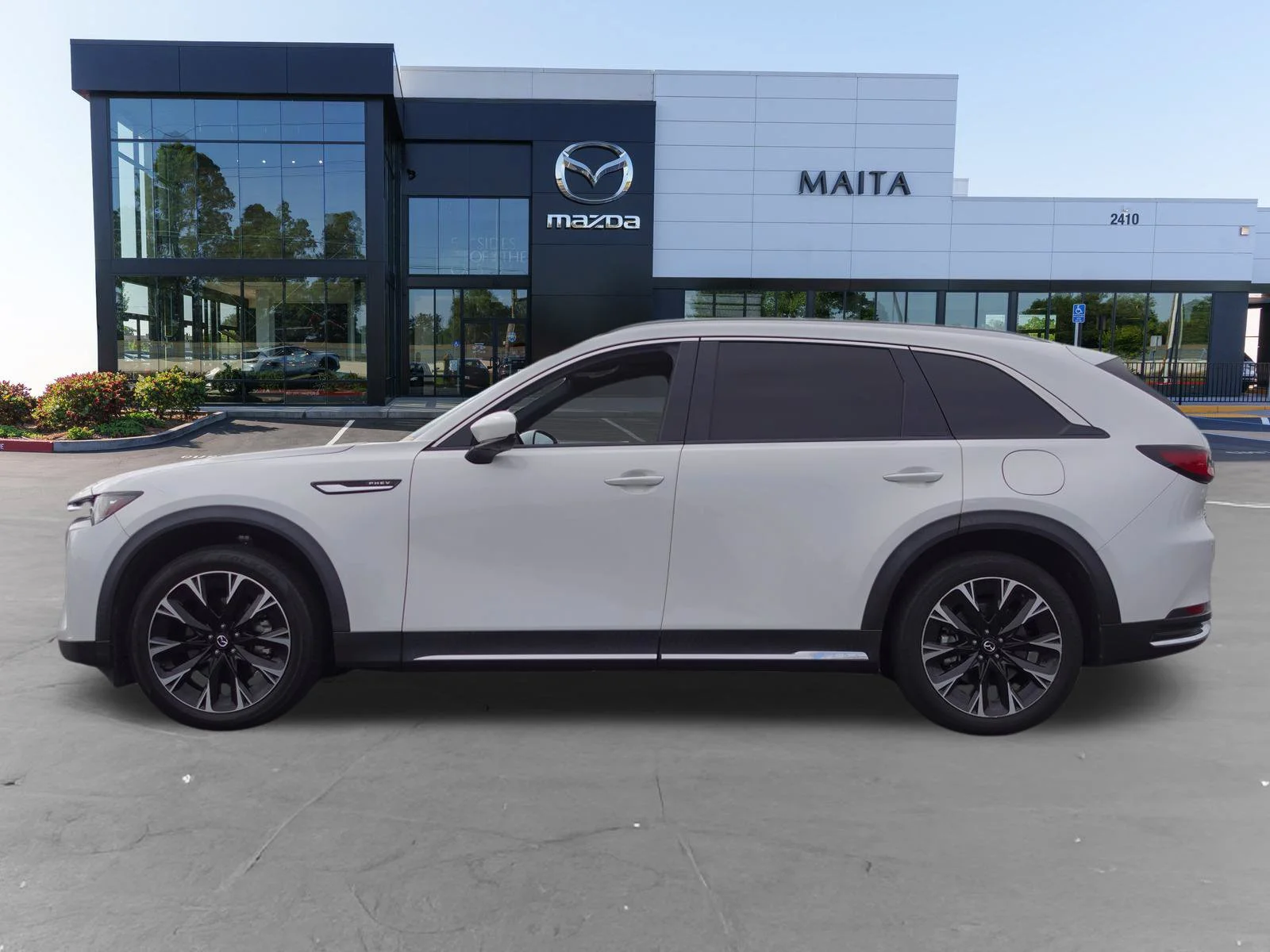 Certified Used 2024 Rhodium White Premium Mazda Premium Plus image 9