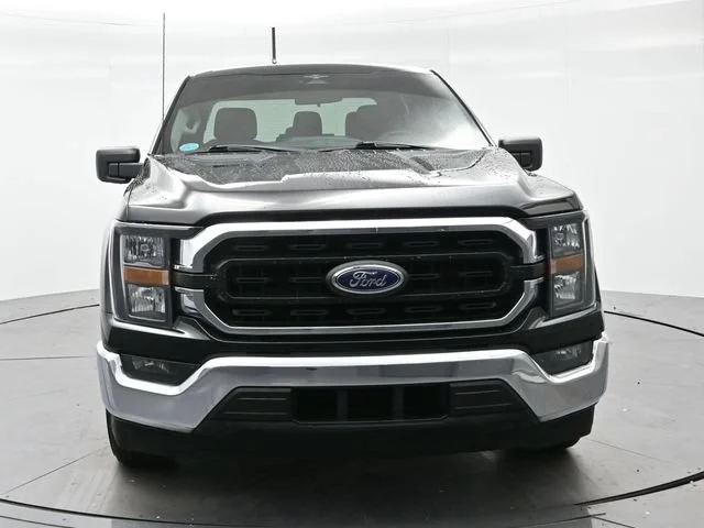 Used 2023 Agate Black Metallic Ford XL image 2