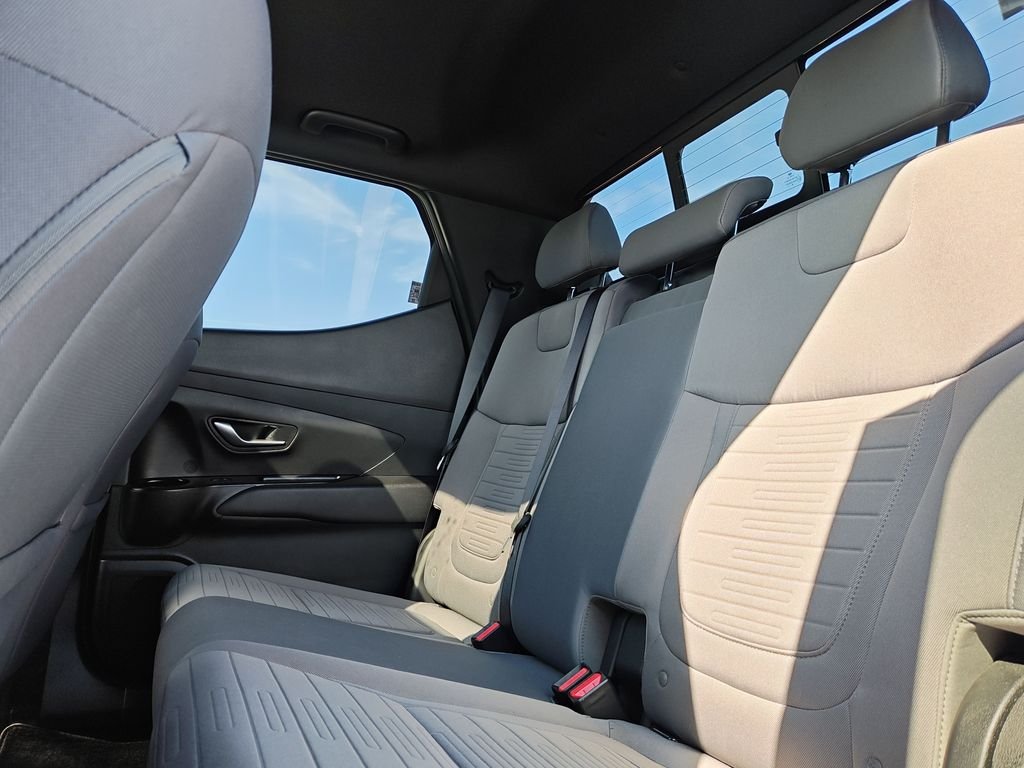 Used 2024 Green Hyundai SEL image 14