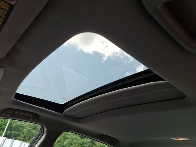 Used 2011 Blue Honda 3.5 EX-L image 15