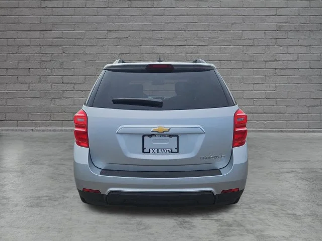 Used 2016 SILVER ICE METALLIC Chevrolet LT image 4