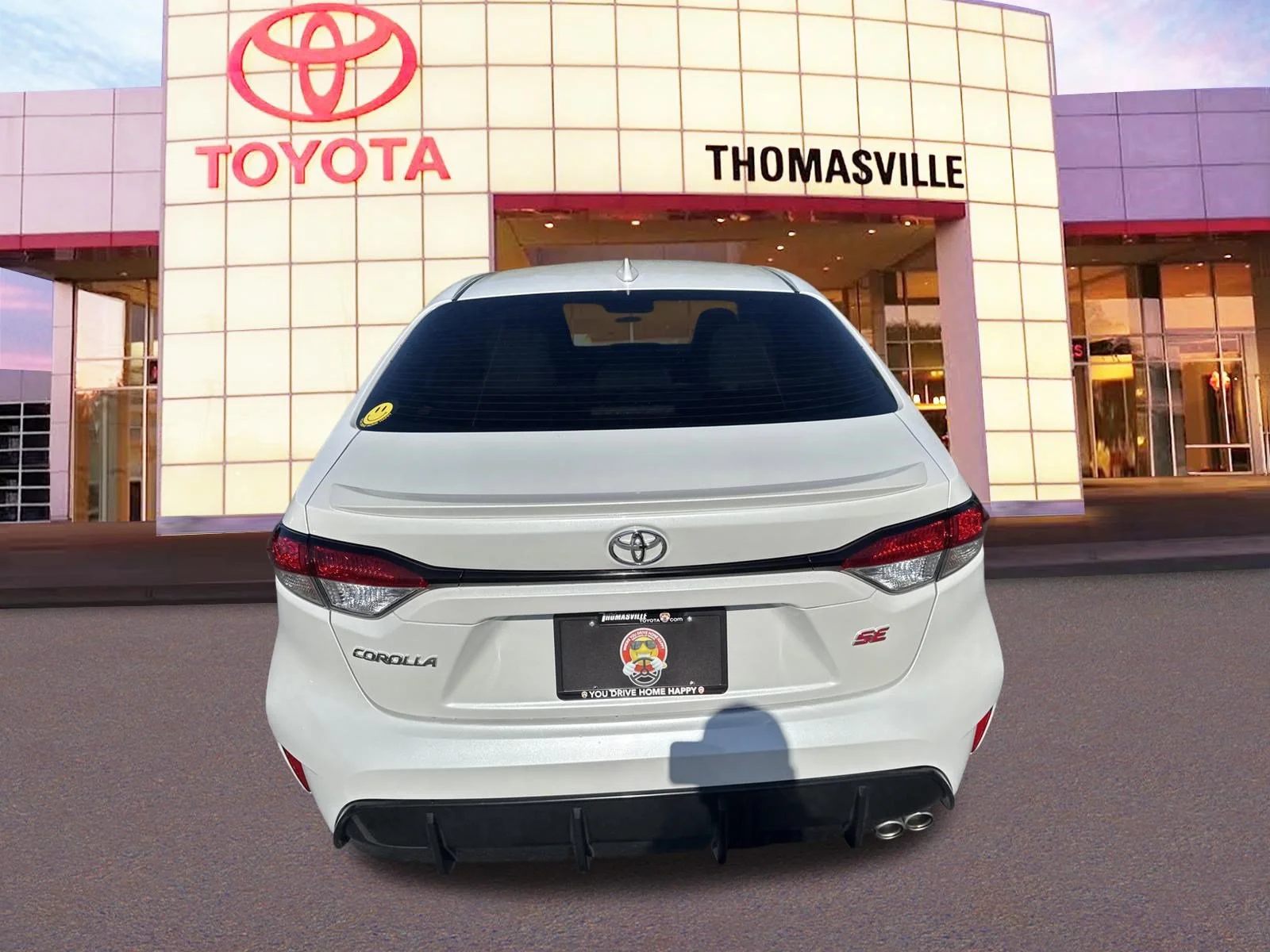 Used 2024  Toyota  image 6