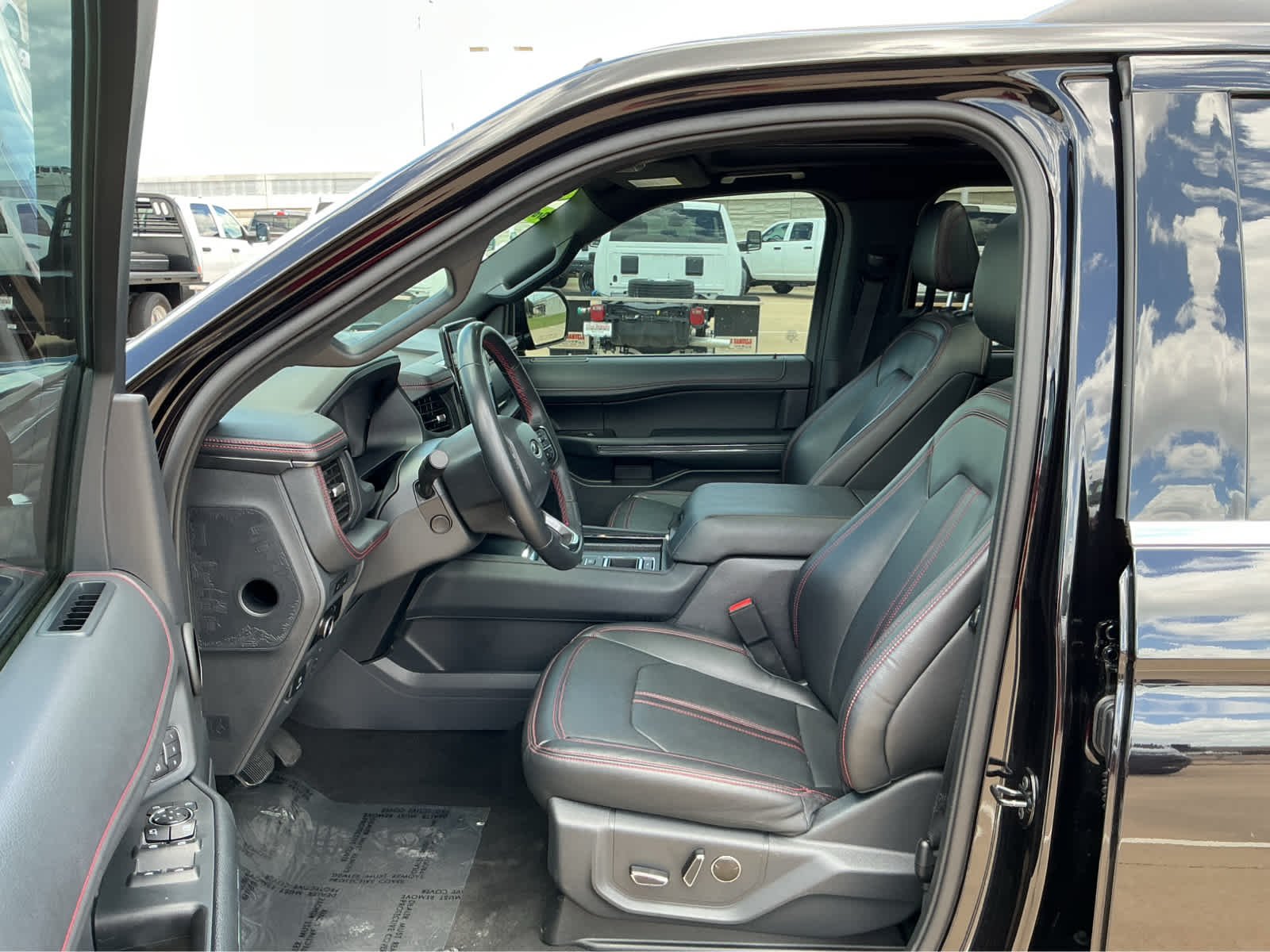 Used 2024 Agate Black Metallic Ford Limited image 13