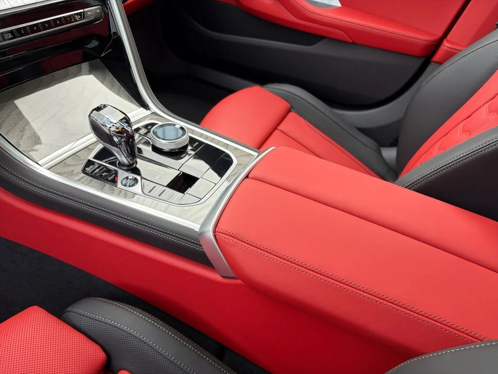 2026 BMW 8 Series 840i - Photo 17