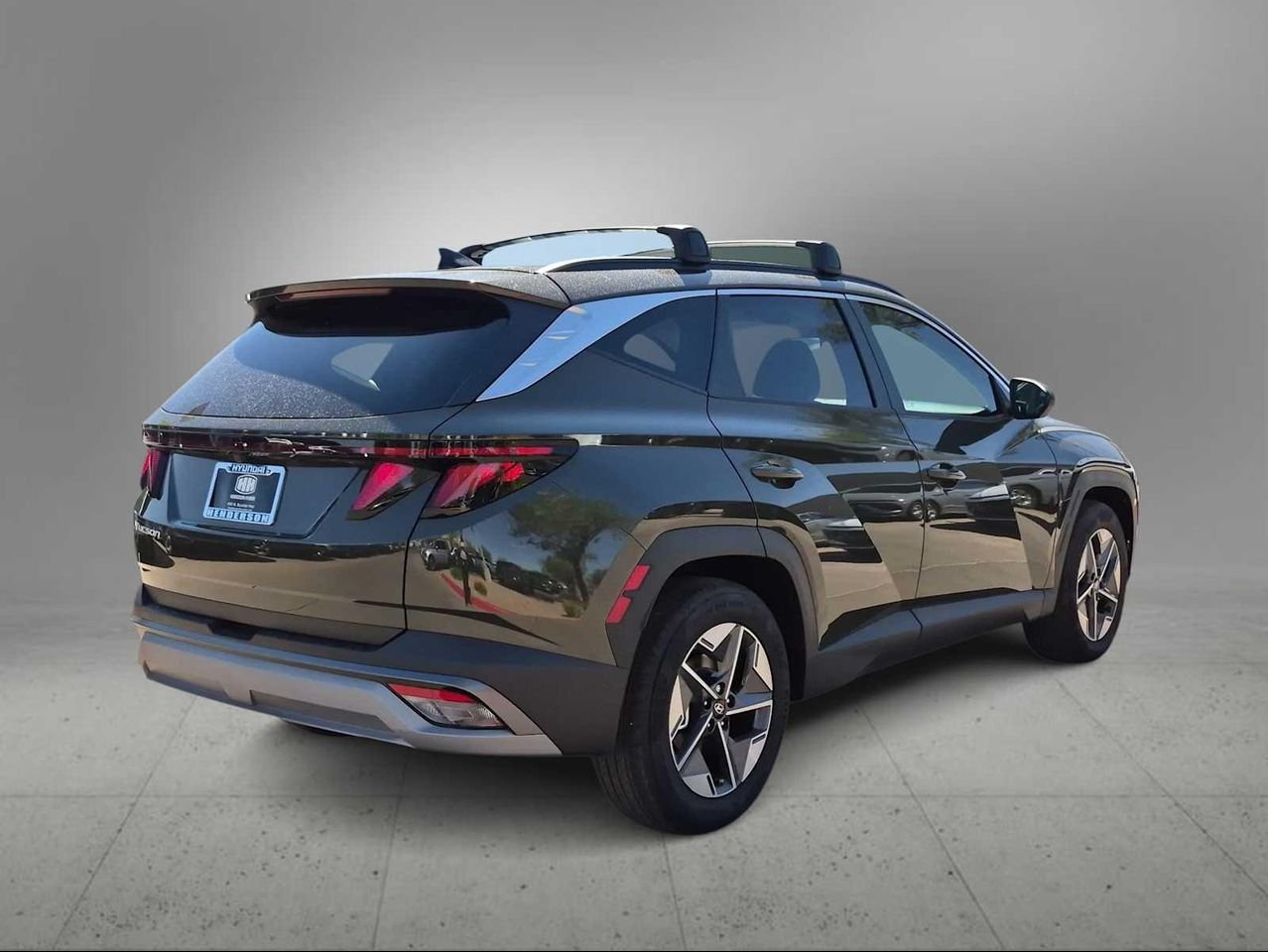 New 2026 Rockwood Green Hyundai SEL FWD image 8