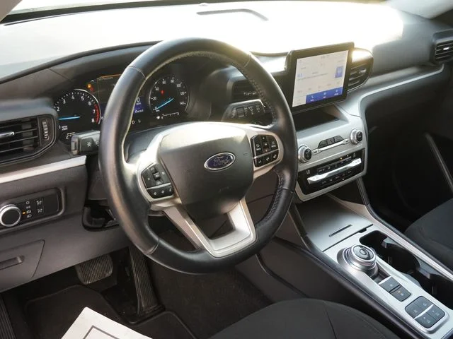 Used 2021 White Ford XLT image 18