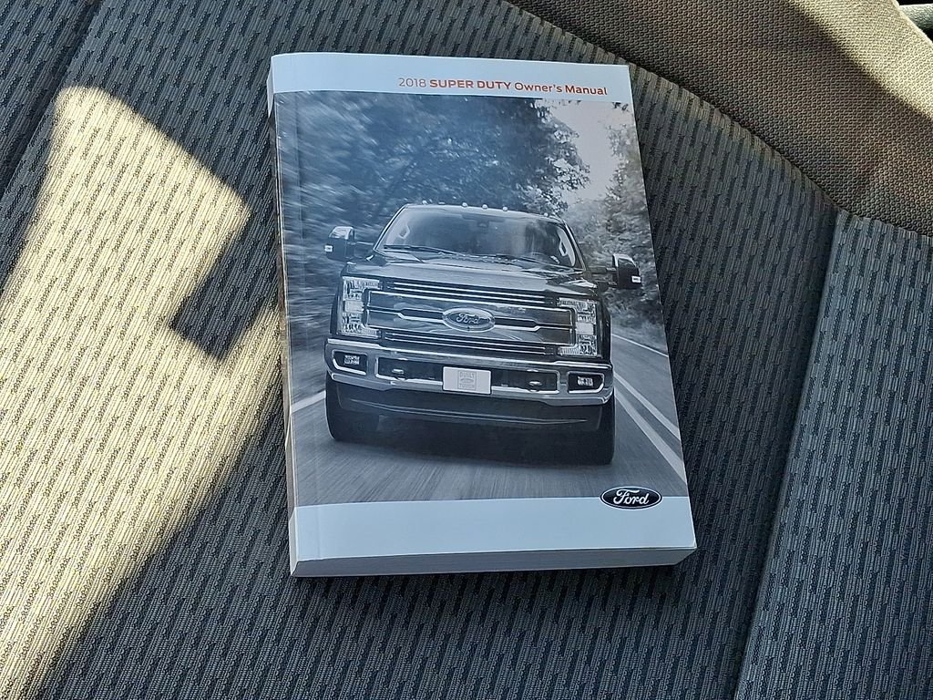 Used 2018 Silver Ford XLT image 26