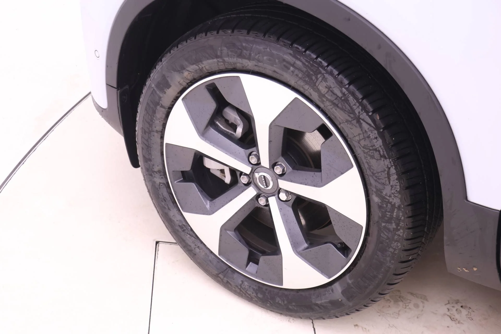 2026 Volvo XC40 Plus - Photo 19