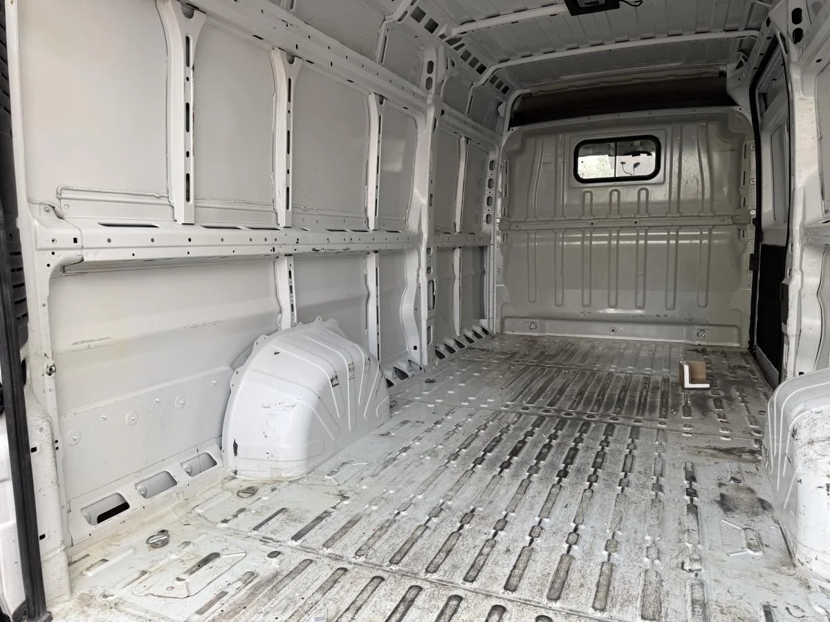 Used 2024 White RAM Tradesman image 8